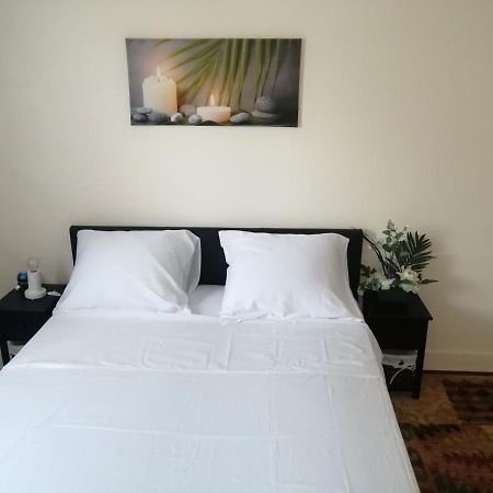 Chambre Dans Appartement A Niort Dış mekan fotoğraf