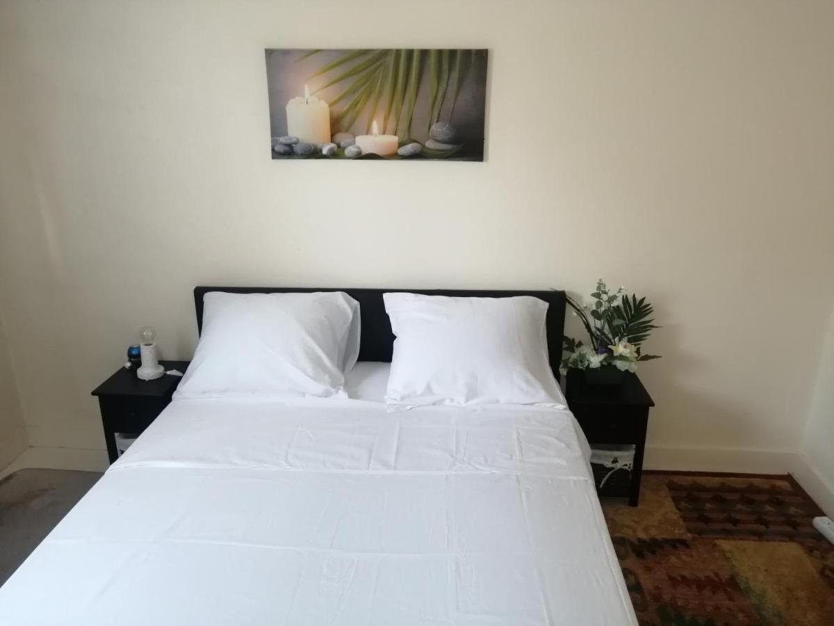 Chambre Dans Appartement A Niort Dış mekan fotoğraf