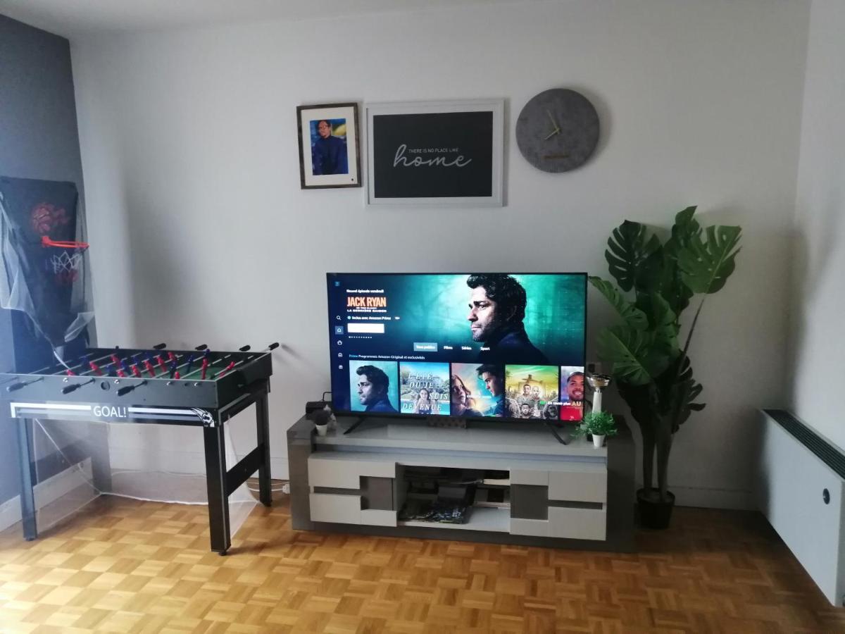 Chambre Dans Appartement A Niort Dış mekan fotoğraf