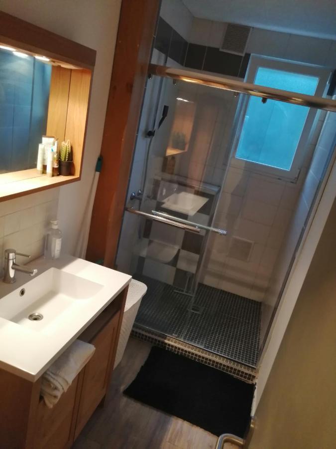 Chambre Dans Appartement A Niort Dış mekan fotoğraf